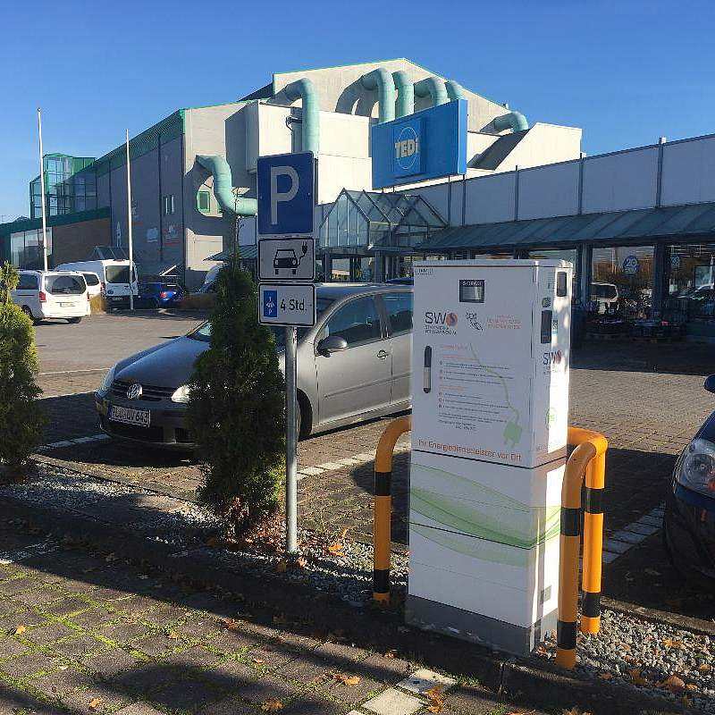 Ladestationen Ostseepark: Tedi Parkplatz