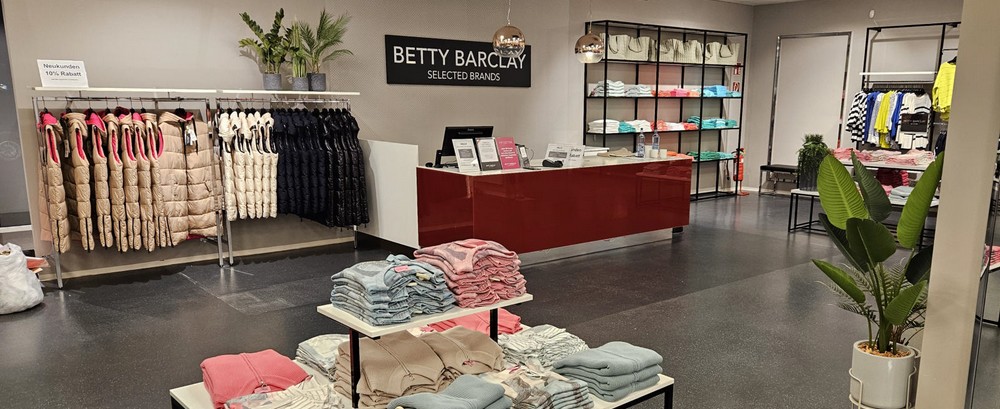Ostseepark / Bety Brclay Outlet