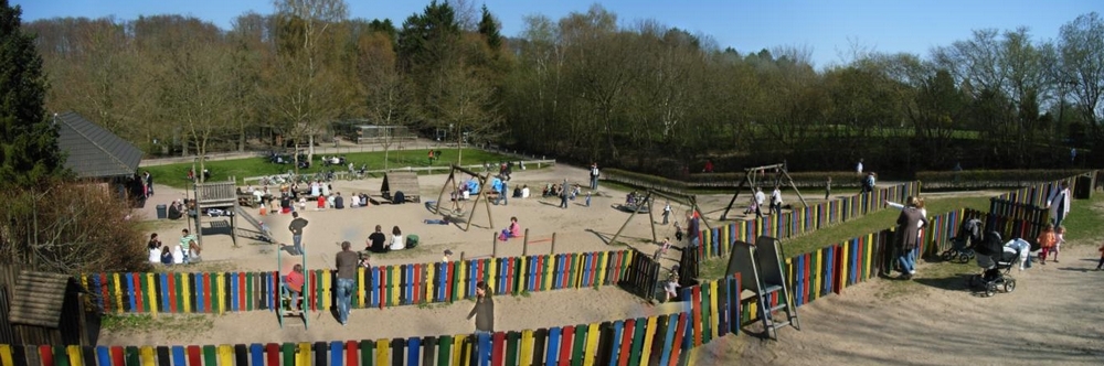Blick auf den Abenteuerspielplatz im Schwentinepark Raisdorf