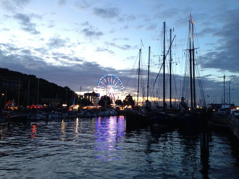 Abends an der Kiellinie